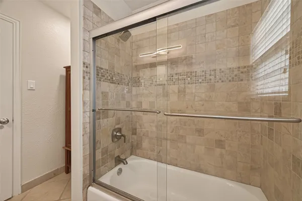 $6,500 | 2405 Southgate Boulevard, Houston, TX 77030