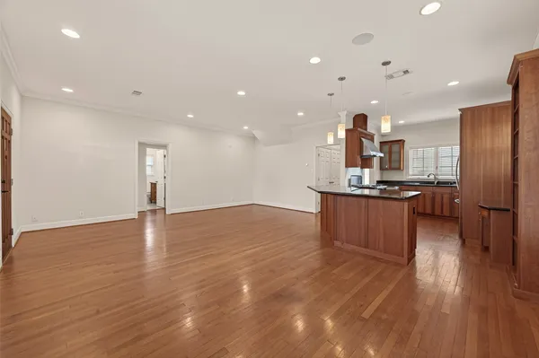 $6,500 | 2405 Southgate Boulevard, Houston, TX 77030