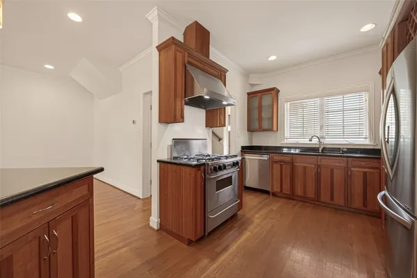 $6,500 | 2405 Southgate Boulevard, Houston, TX 77030