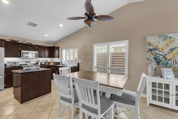 $9,000 | 44310 Villeta Drive, La Quinta, CA 92253