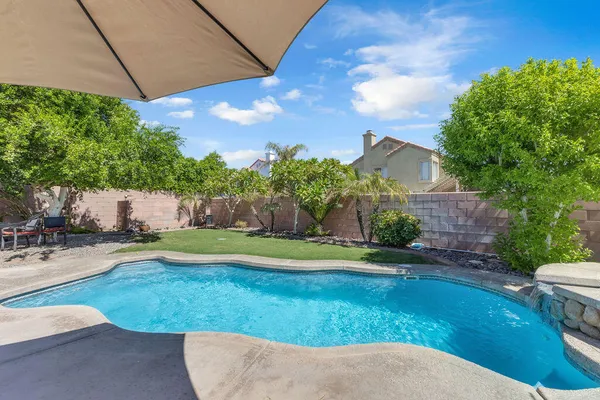 $9,000 | 44310 Villeta Drive, La Quinta, CA 92253