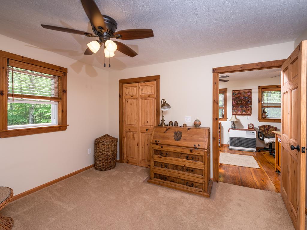 137 Logging Road York, ME 03902 - Photo 16 of 24 Gallery Image 16
