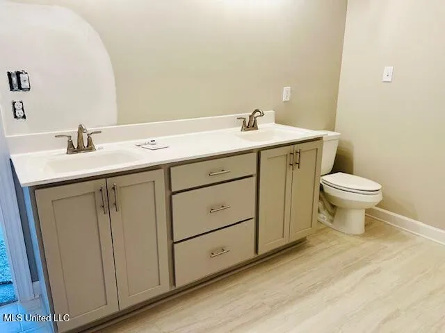 $299,500 | 785 Woolfolk Road, Senatobia, MS 38668