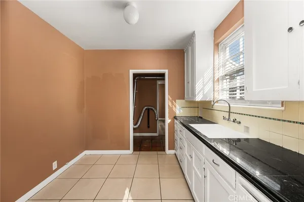 $899,000 | 801 West 17th Street, Santa Ana, CA 92706