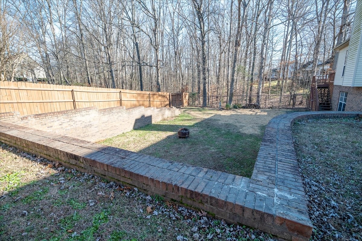 1126 Crowder Road Lawrenceburg, TN 38464 - Photo 7 of 50 a view of a yard with large trees
