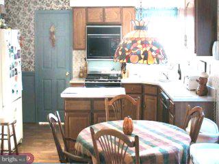 5 Trapper Road Sewell, NJ 08080 - Photo 2 of 6