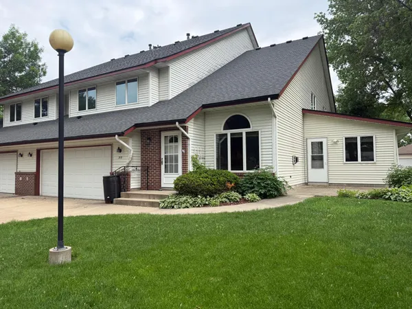 $294,900 | 715 1st Street Southeast, New Prague, MN 56071