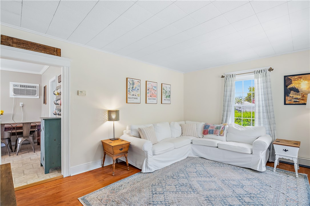 195 Talcott Street Woonsocket, RI 02895 - Photo 15 of 34