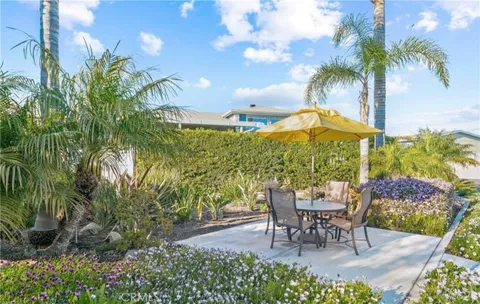$875,000 | 4382 Lahaina Drive, Huntington Beach, CA 92649