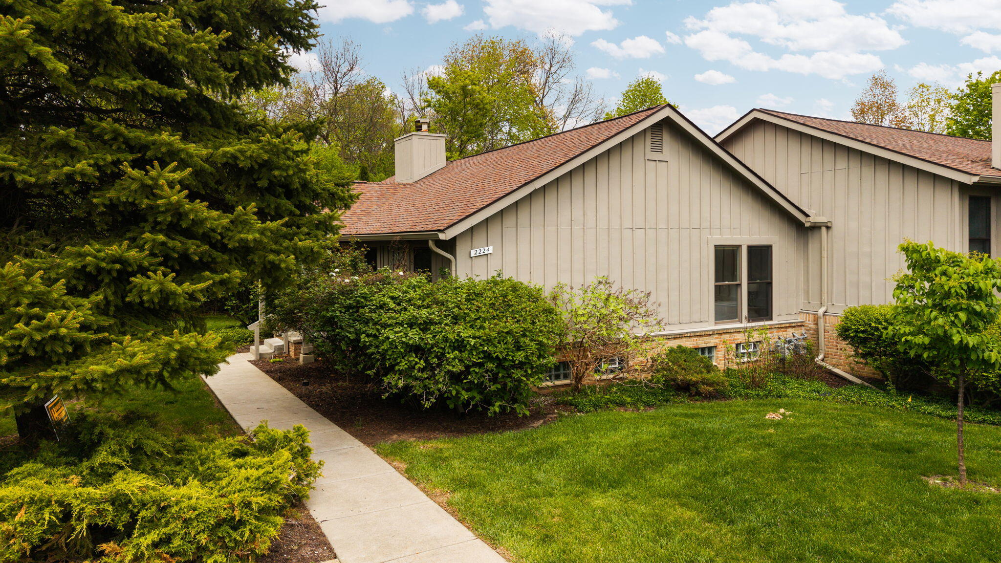 2224 Rivenoak Court Ann Arbor, MI 48103 - Photo 34 of 47 2-web-or-mls-DJI_20260507144805_0592_D