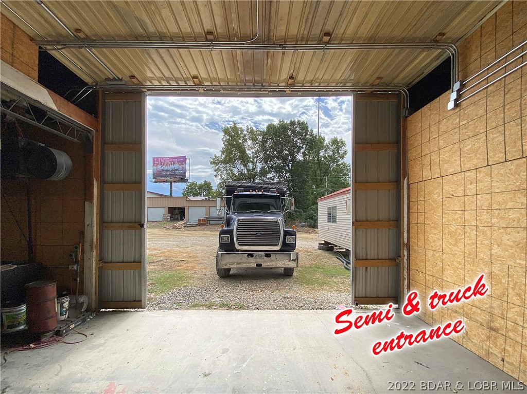 19 Hazelwood Road Eldon, MO 65026 - Photo 23 of 50