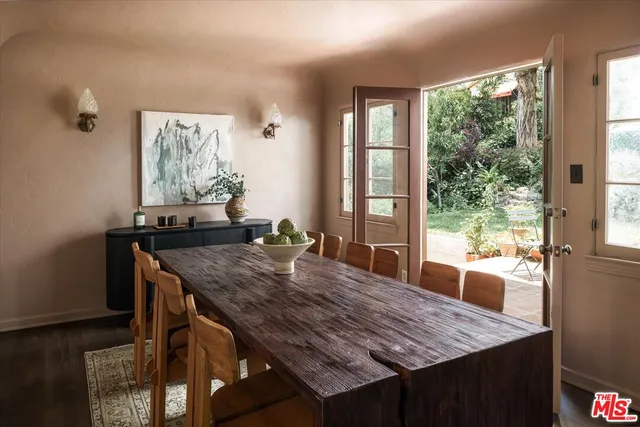 $2,725,000 | 3877 Franklin Avenue, Los Angeles, CA 90027