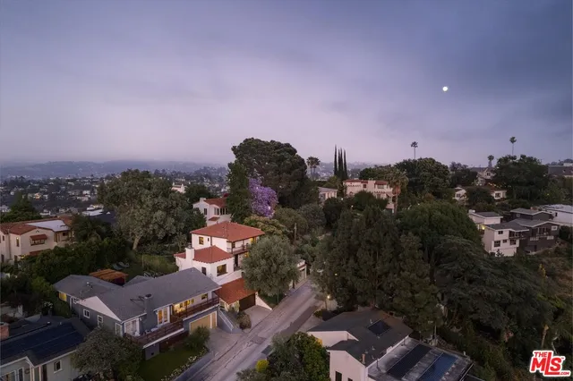 $2,725,000 | 3877 Franklin Avenue, Los Angeles, CA 90027