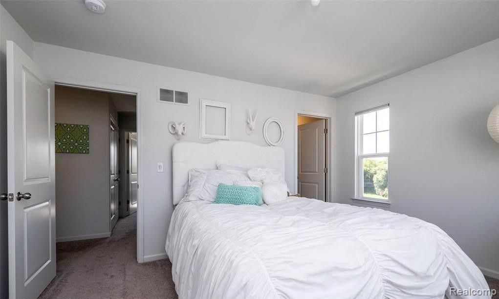 2500 Normandy Road, Unit 12 Royal Oak, MI 48073 - Photo 11 of 17 Primary Bedroom