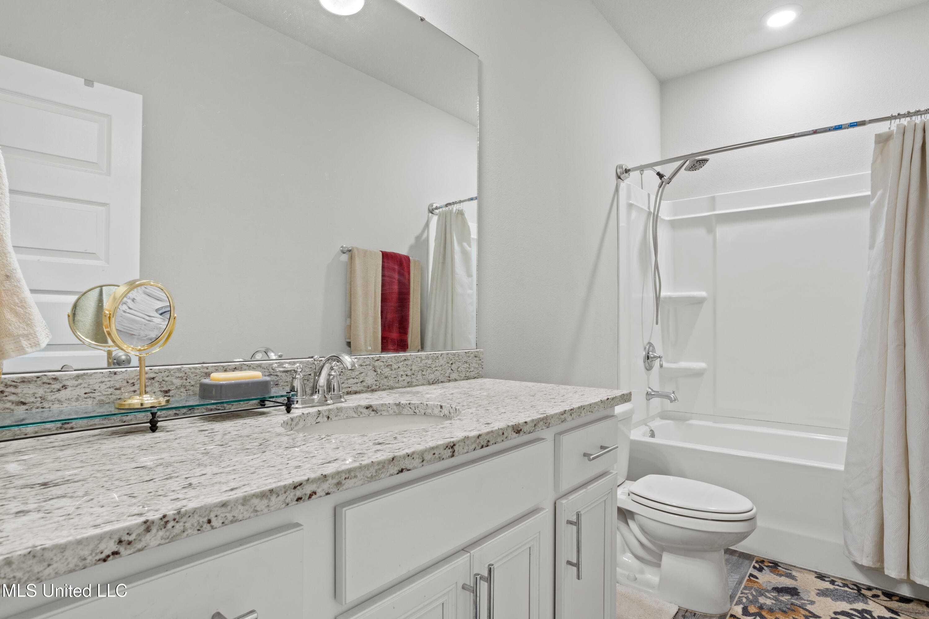 6448 Chickory Way Ocean Springs, MS 39564 - Photo 31 of 41 0031