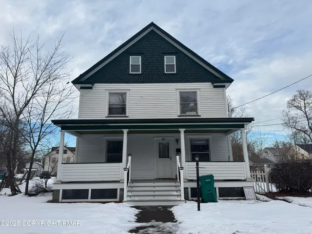 $2,400 | 340 Brookside Avenue, East Stroudsburg, PA 18301