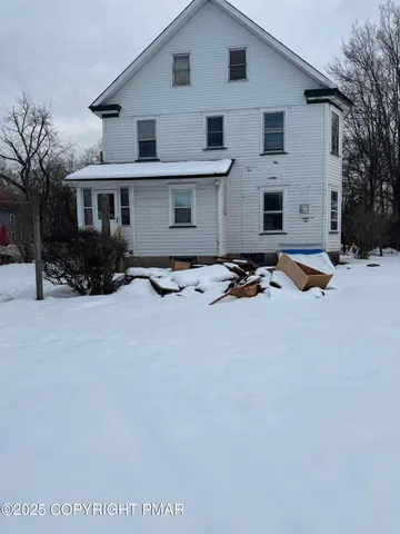 $2,400 | 340 Brookside Avenue, East Stroudsburg, PA 18301