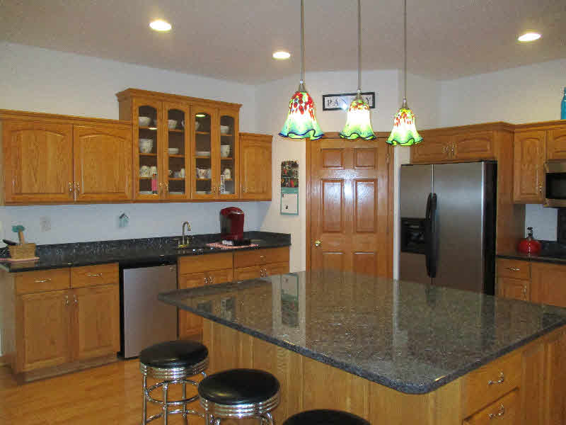 5271 North Shore Road Pinconning, MI 48650 - Photo 9 of 47