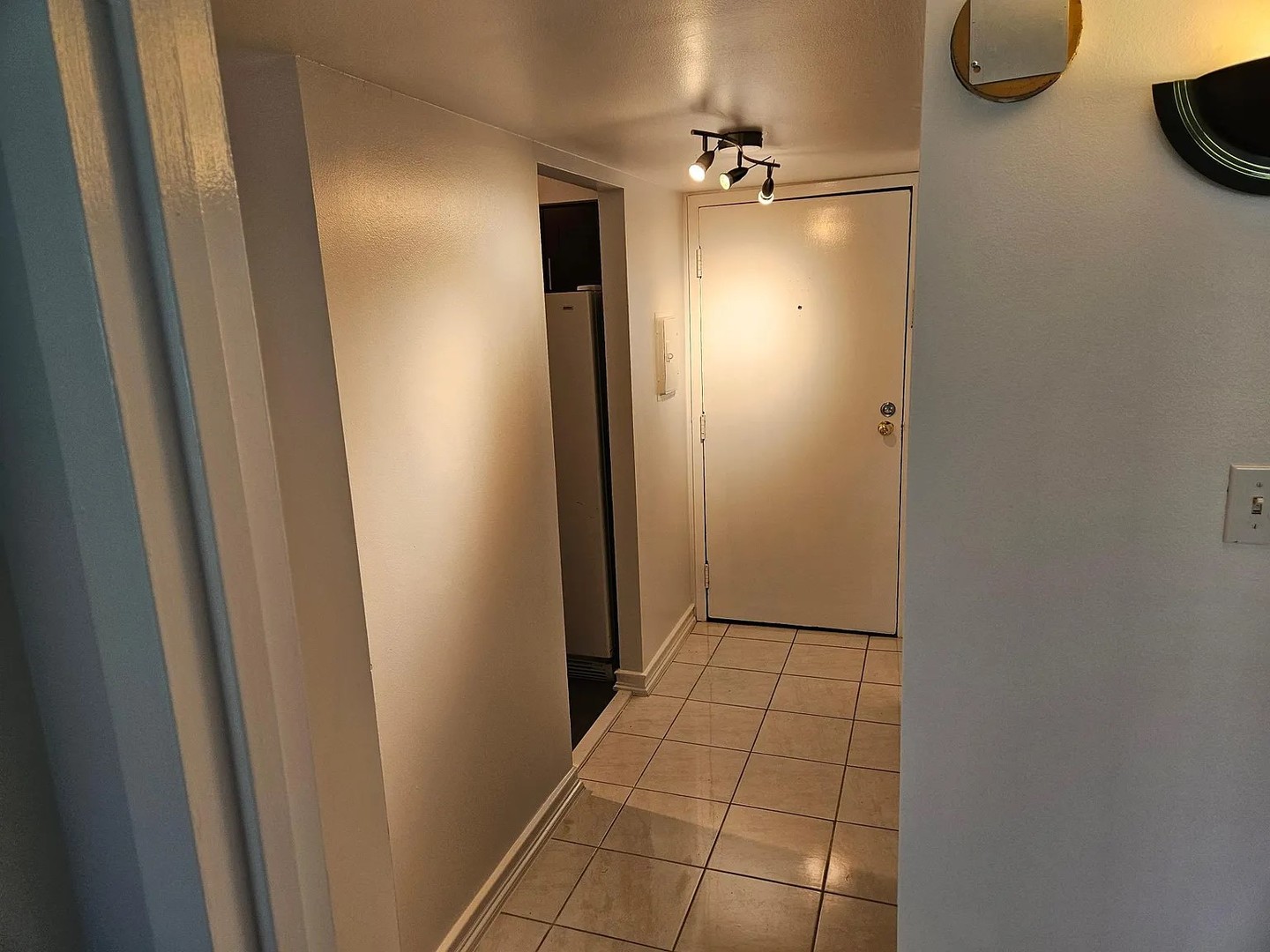 300 South Roselle Road, Unit 111 Schaumburg, IL 60193 - Photo 2 of 13
