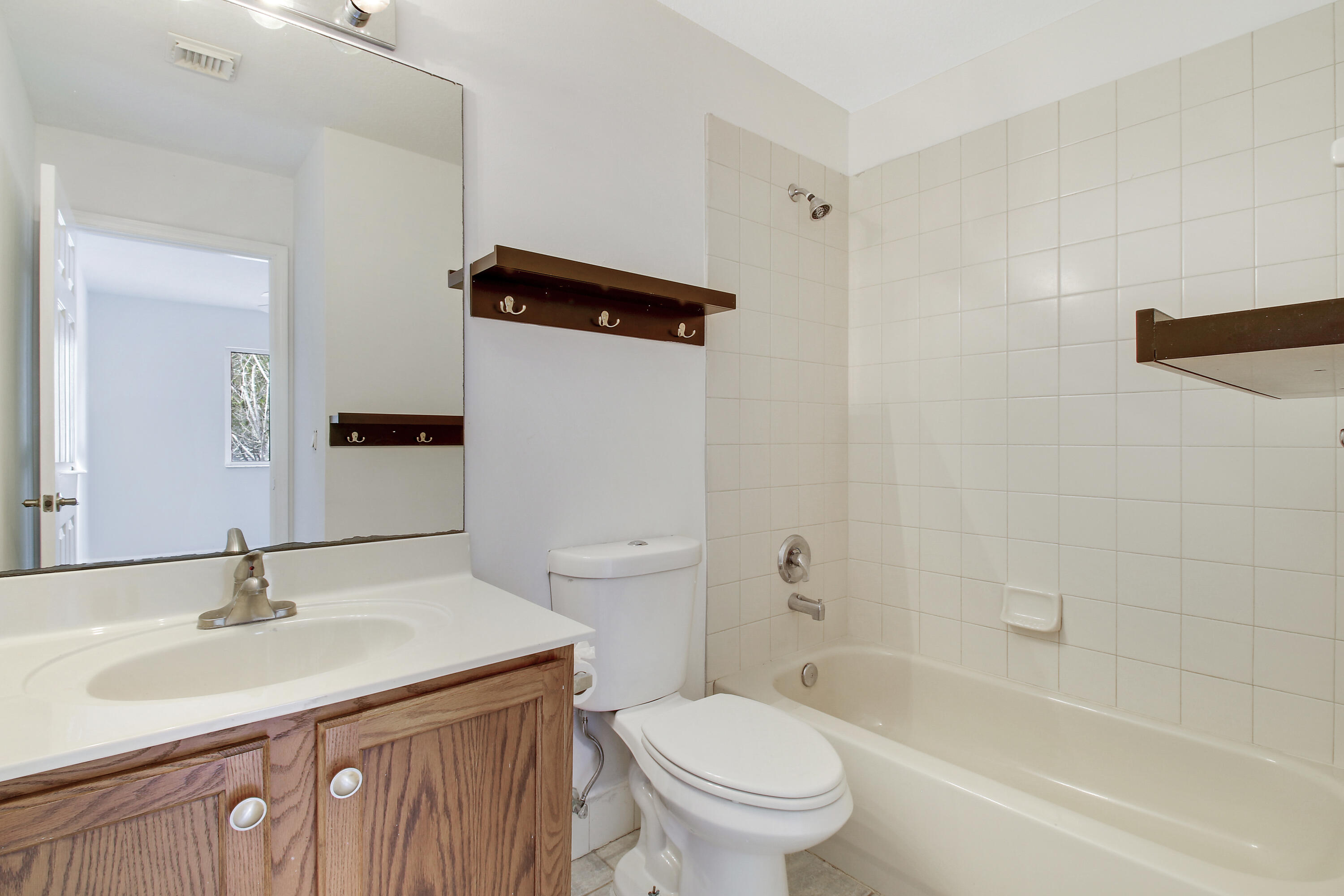5505 Crossing Rocks Court, Unit 5505 Riviera Beach, FL 33407 - Photo 18 of 27 .