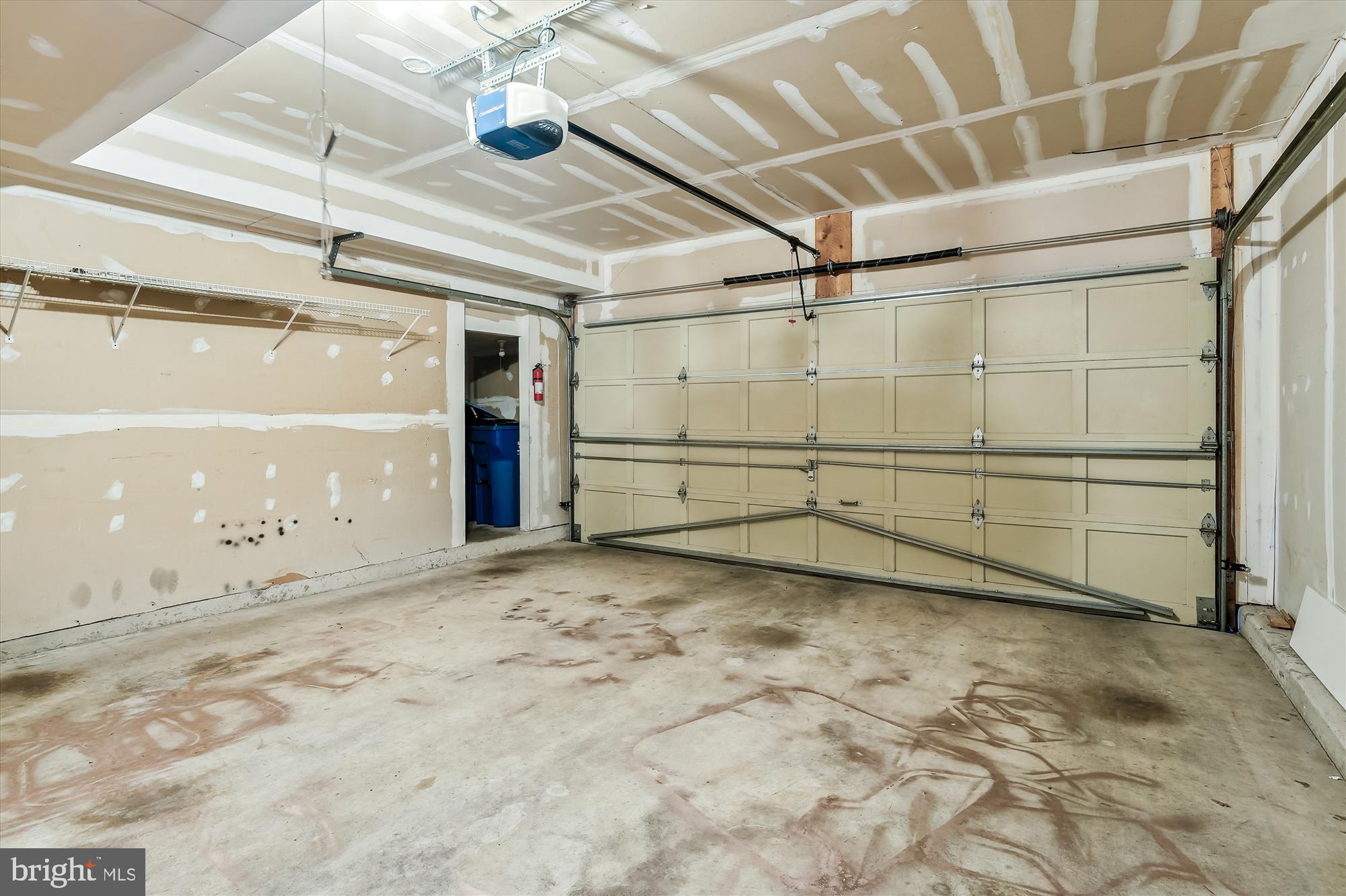 43536 Gabriel Square Chantilly, VA 20152 - Photo 28 of 53 a view of a room with storage