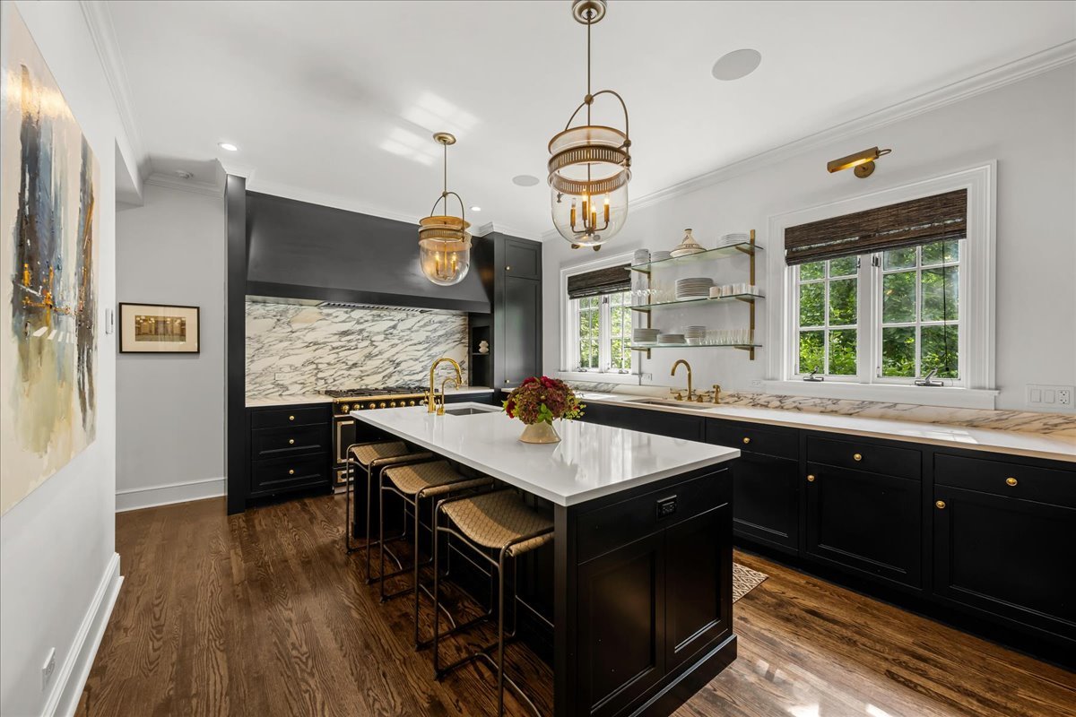 605 Arbor Vitae Road Winnetka, IL 60093 - Photo 27 of 84