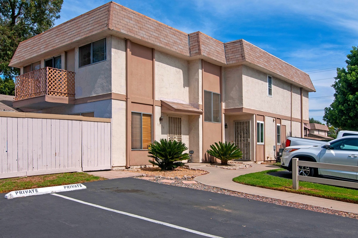 10338 Great Rock Road Santee, CA 92071 - Photo 2 of 25