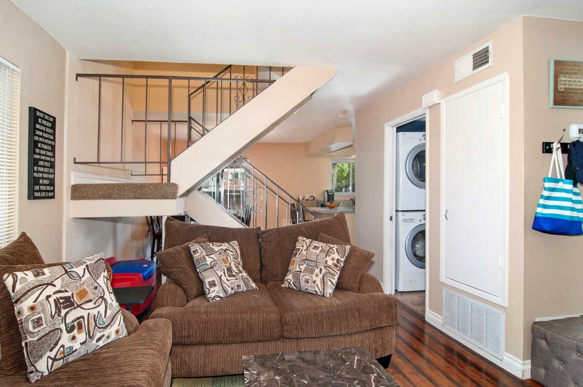 10338 Great Rock Road Santee, CA 92071 - Photo 6 of 25