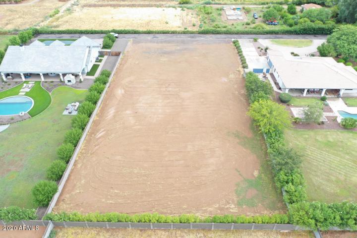 2333 East Walnut Road Gilbert, AZ 85298 - Photo 6 of 10 20200102074639614405000000-o