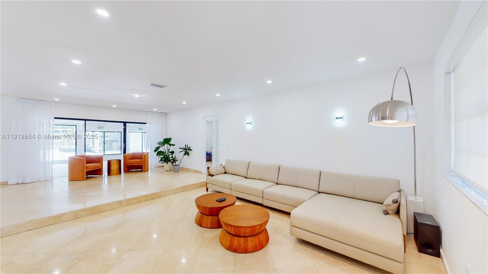 19140 North Bay Road Sunny Isles Beach, FL 33160 - Photo 14 of 17