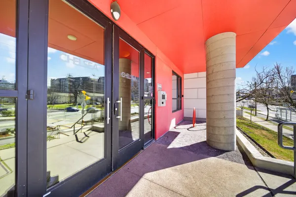 $1,950 | 1900 12th Avenue South, Unit 322, Nashville, TN 37203