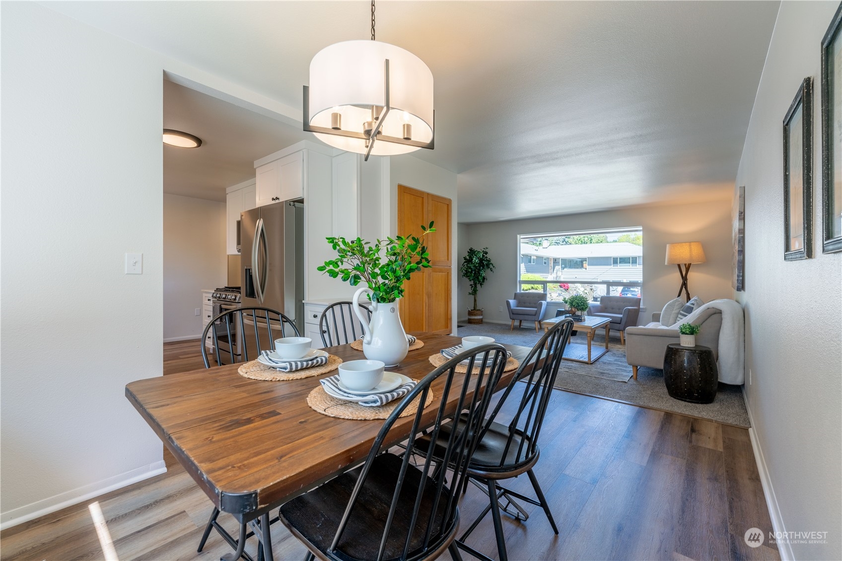 10605 Northeast 194th Street Bothell, WA 98011 - Photo 11 of 38 Gallery Image 11