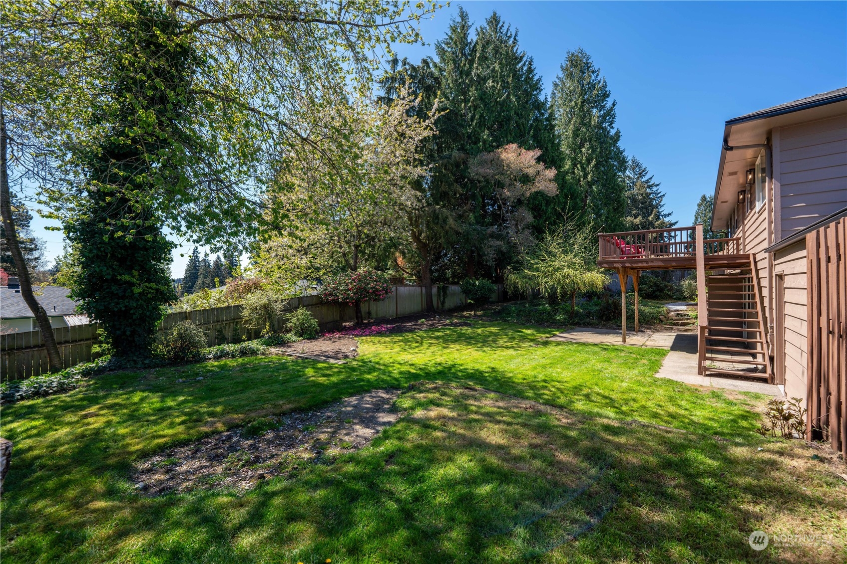 10605 Northeast 194th Street Bothell, WA 98011 - Photo 38 of 38 Gallery Image 38