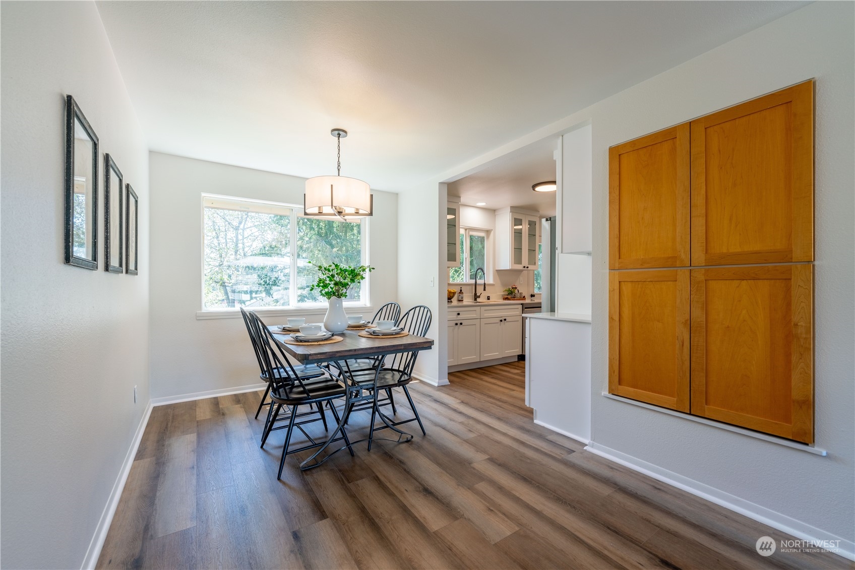10605 Northeast 194th Street Bothell, WA 98011 - Photo 10 of 38 Gallery Image 10