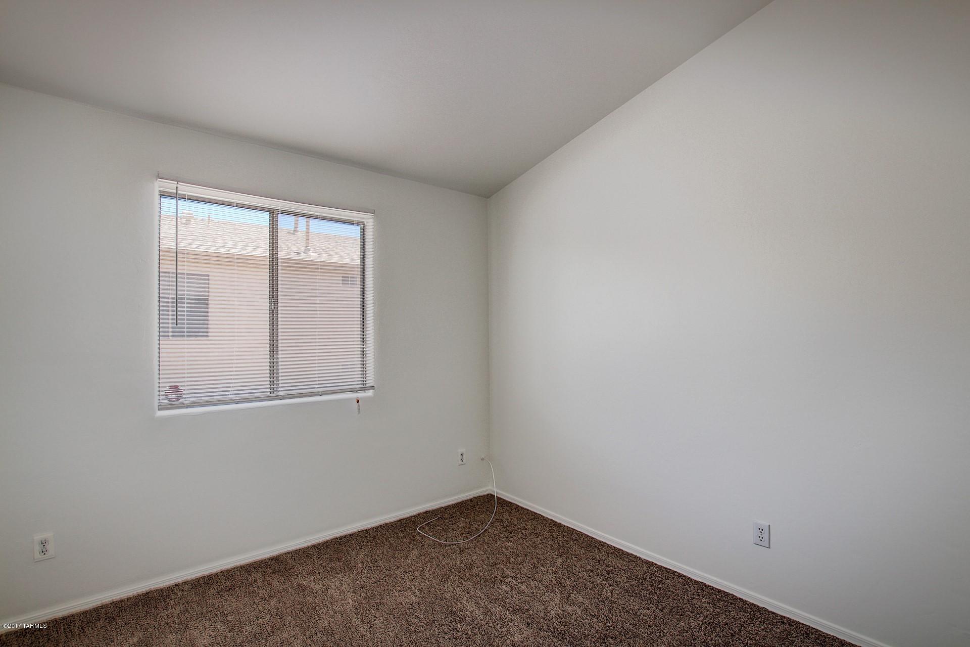 4513 South Valley Road Tucson, AZ 85714 - Photo 28 of 41