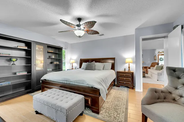 $525,000 | 3050 Southeast Bur Street, Port St. Lucie, FL 34952