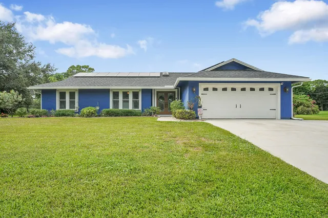 $525,000 | 3050 Southeast Bur Street, Port St. Lucie, FL 34952