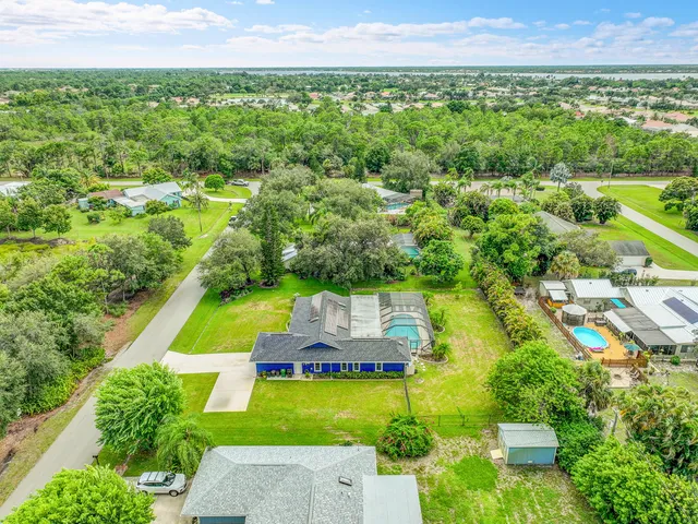 $525,000 | 3050 Southeast Bur Street, Port St. Lucie, FL 34952