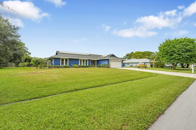 $525,000 | 3050 Southeast Bur Street, Port St. Lucie, FL 34952