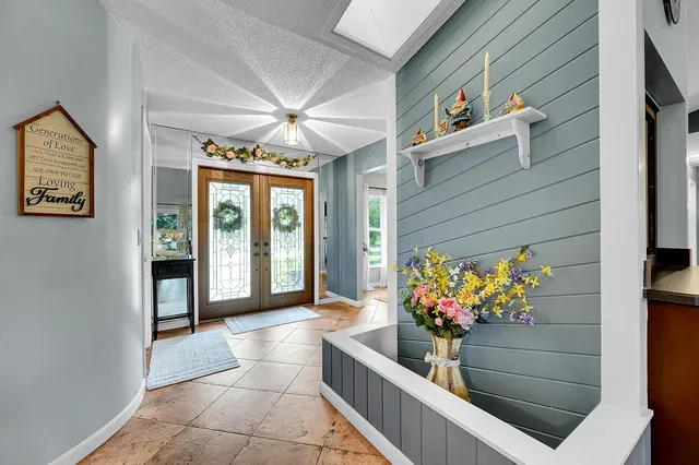 $525,000 | 3050 Southeast Bur Street, Port St. Lucie, FL 34952