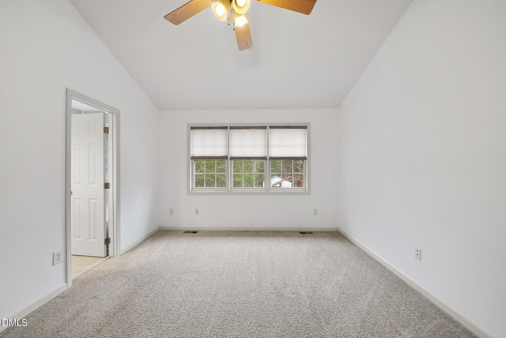 6 Stone Mill Place Durham, NC 27712 - Photo 21 of 44 an empty room with windows