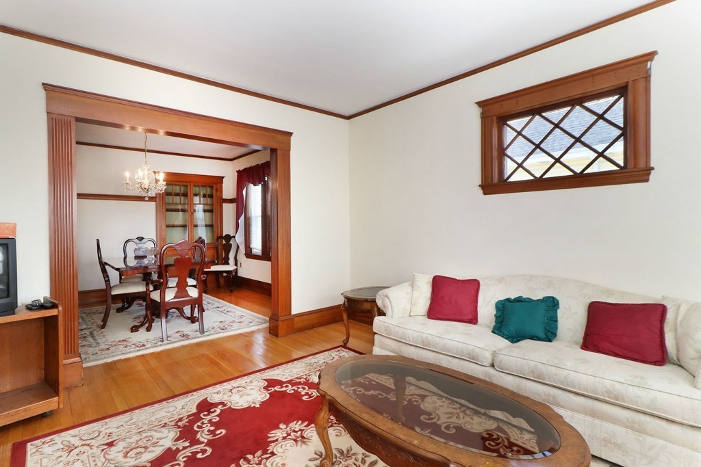 165 Manthorne Road Boston, MA 02132 - Photo 3 of 18 Gallery Image 3