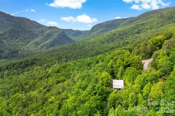 $199,000 | 42 Parkway Drive, Marion, NC 28752