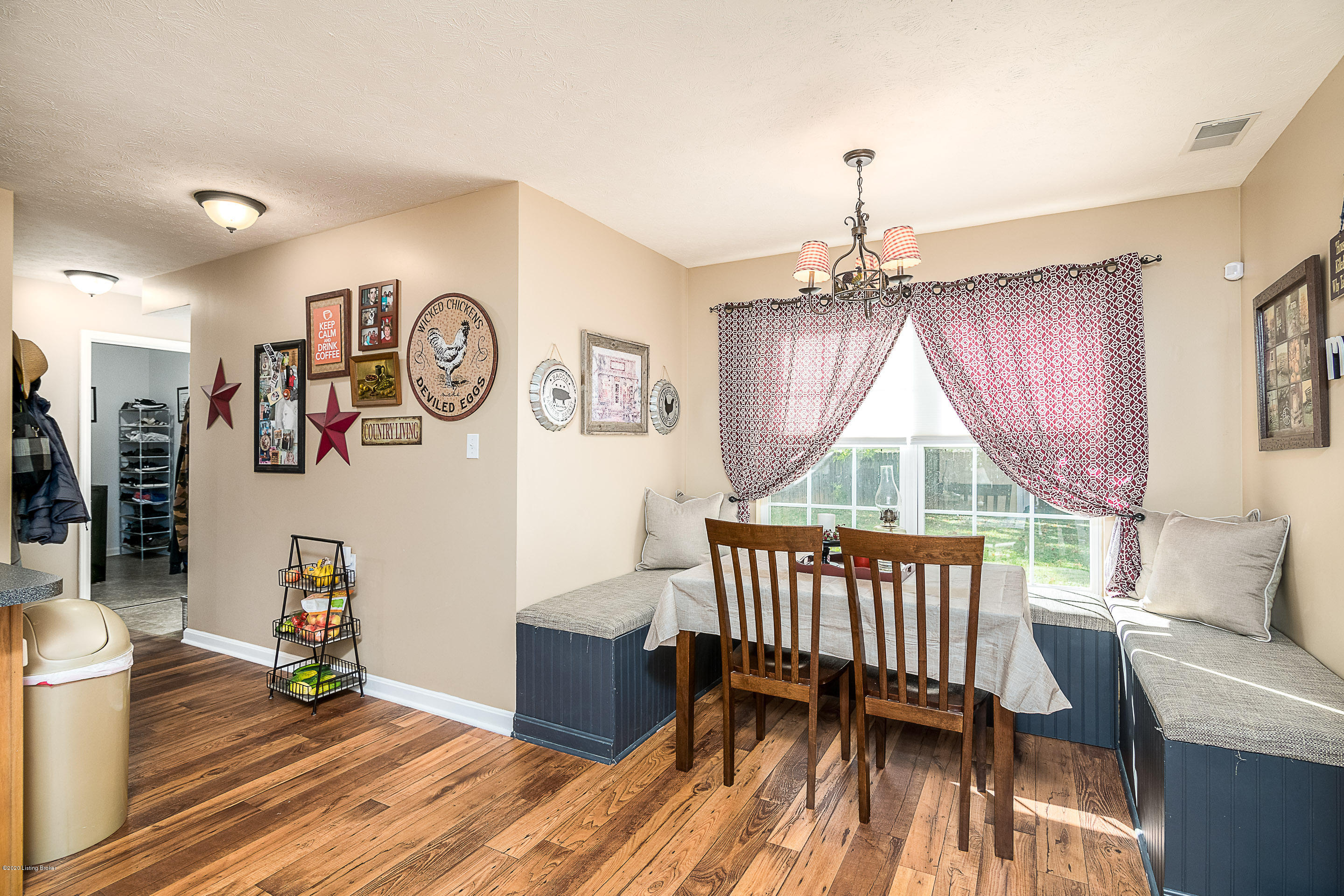 4110 Billtown Road Louisville, KY 40299 - Photo 14 of 29 Breakfast area