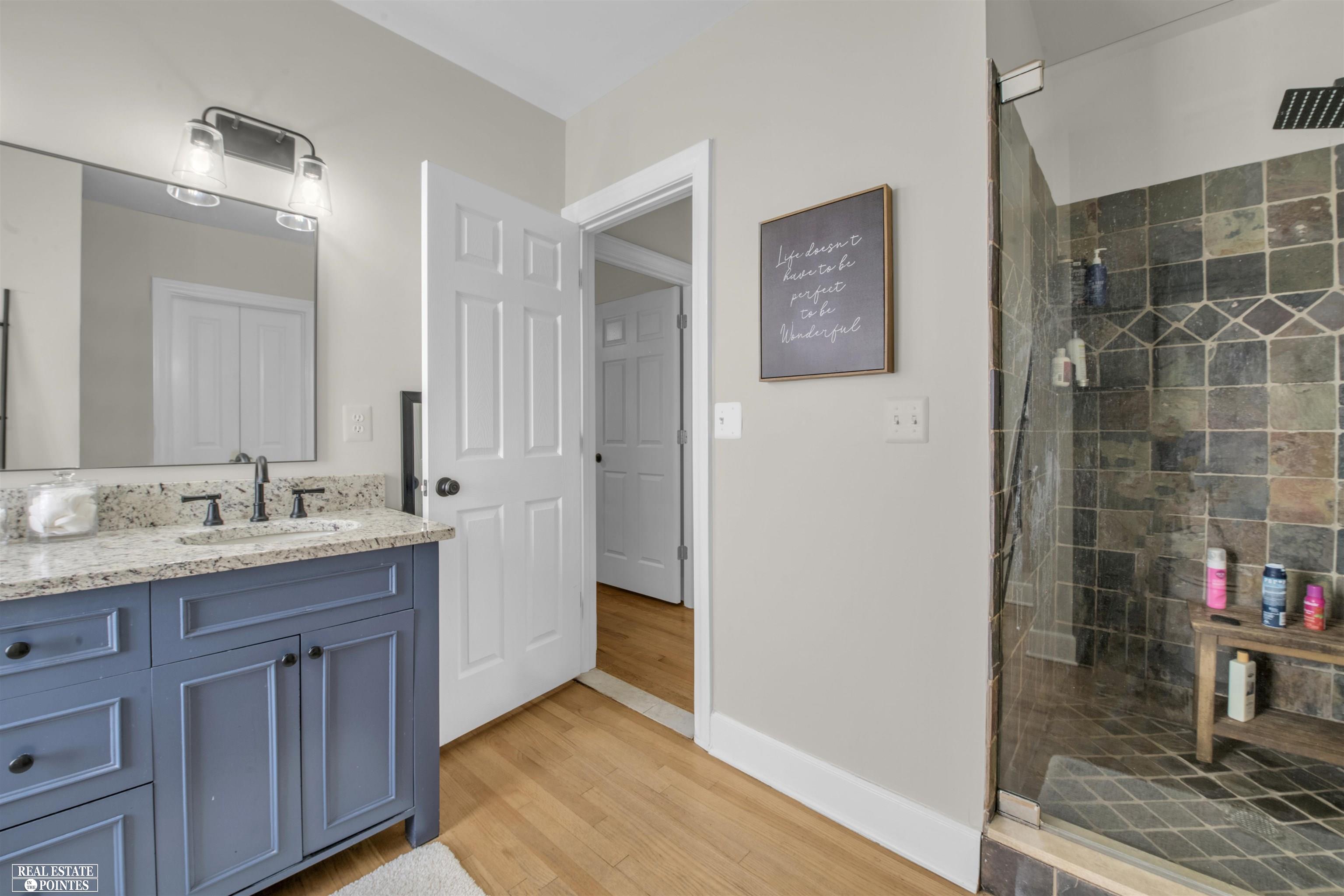 947 Lincoln Road Grosse Pointe, MI 48230 - Photo 11 of 36