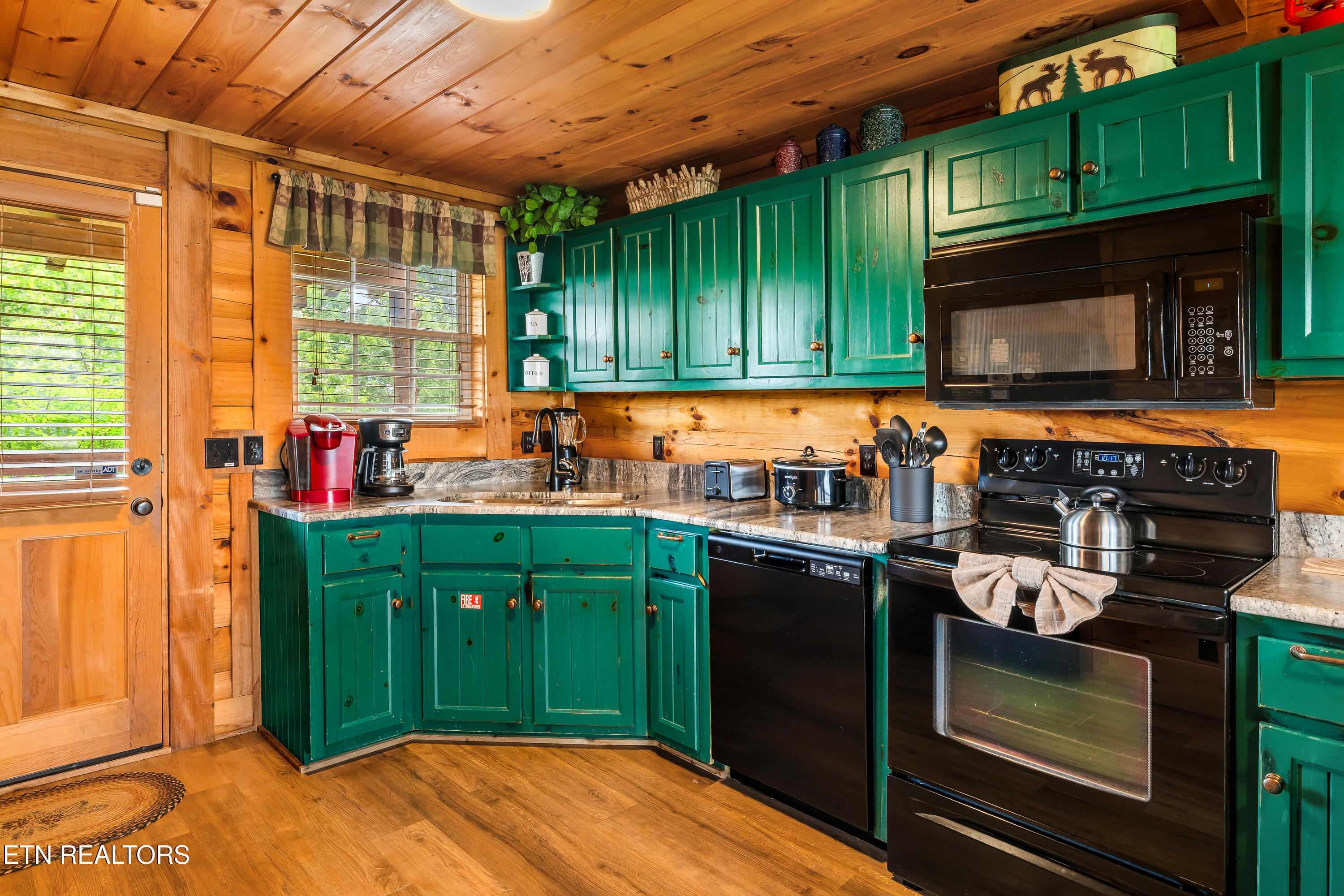 3661 Buckeye Knob Way Sevierville, TN 37862 - Photo 19 of 47 3661BuckeyeKnobway-19