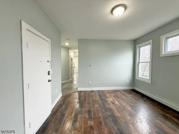 $2,200 | 534 South 20th Street, Newark, NJ 07103