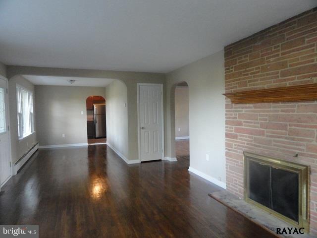 1261 Taxville Road York, PA 17408 - Photo 4 of 28 Gallery Image 4