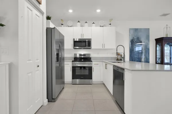 $3,750 | 11881 Northwest 46th Street, Coral Springs, FL 33076