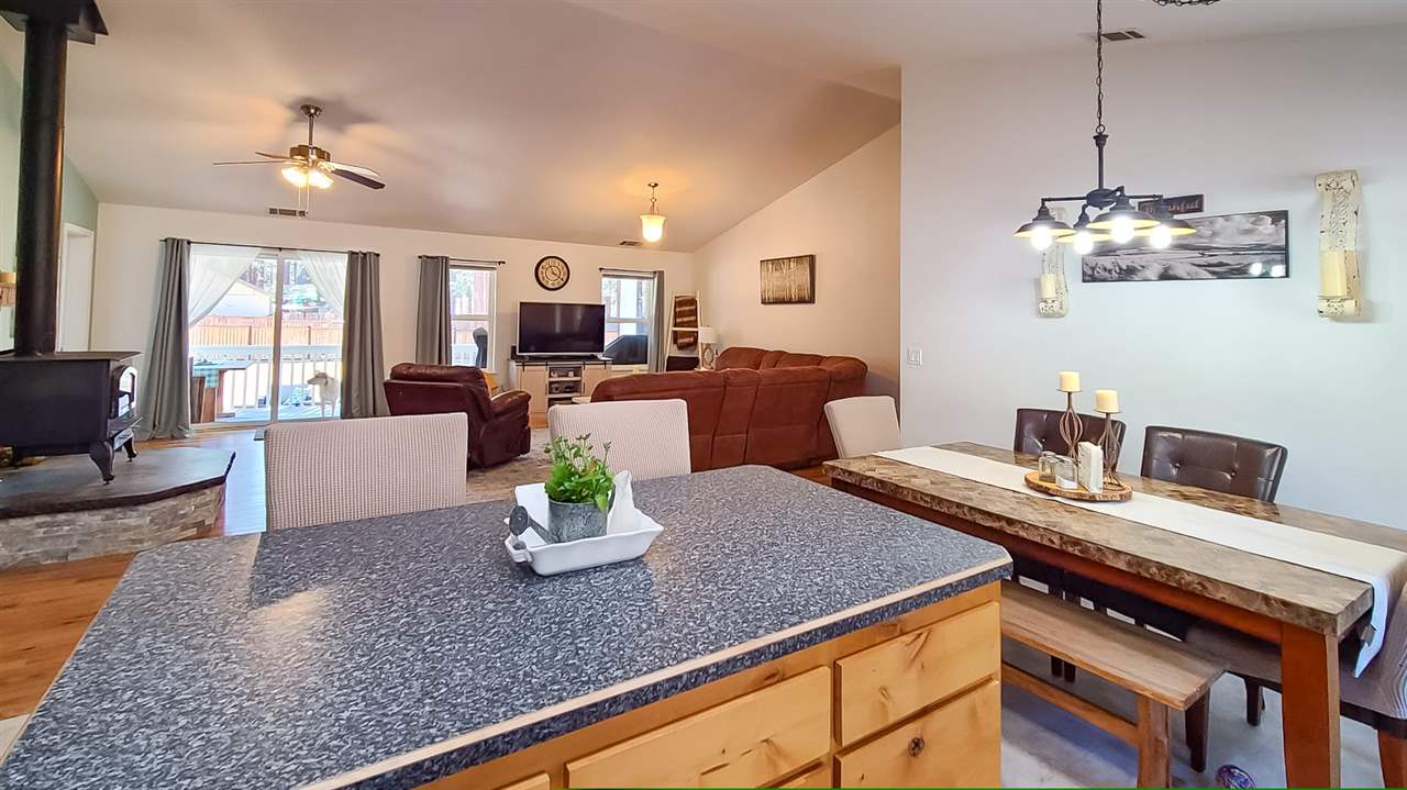 5107 Muskrat Road Weed, CA 96094 - Photo 7 of 19 Gallery Image 7